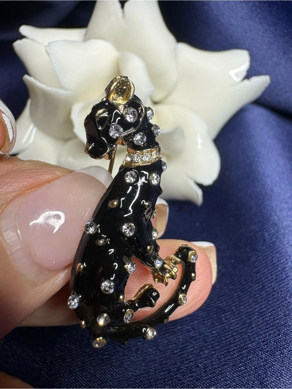 Brooch Pin Cat Black Enamel Rhinestone Accents Gold Elegant Whimsical